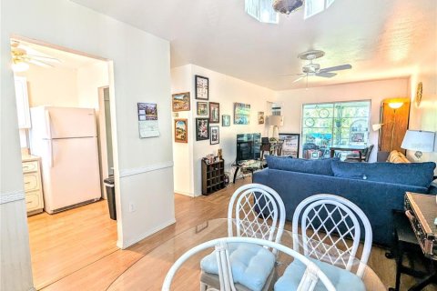 Condominio en alquiler en Bradenton, Florida, 1 dormitorio, 53.51 m2 № 1817245 - foto 4