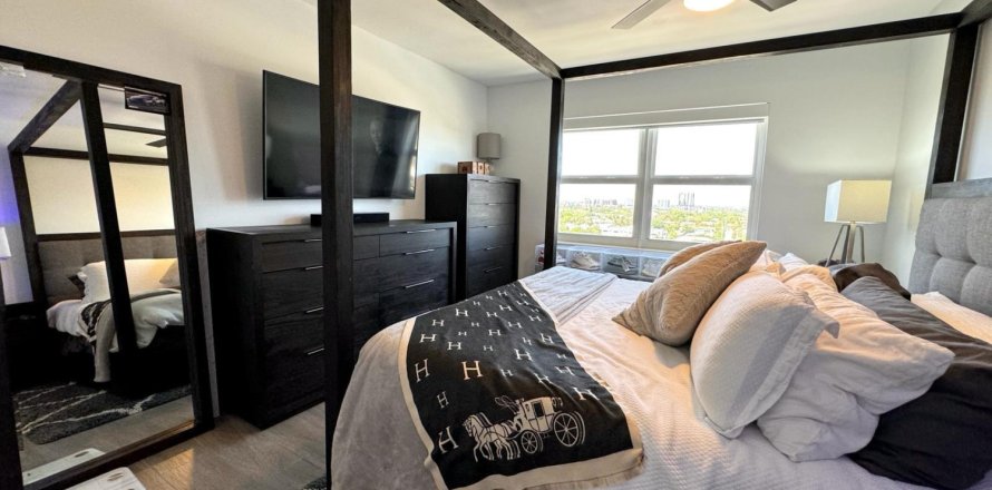 Condominio en Fort Lauderdale, Florida, 1 dormitorio № 1102223