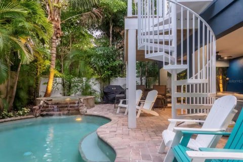 Casa en venta en Holmes Beach, Florida, 6 dormitorios, 227.89 m2 № 1909831 - foto 30