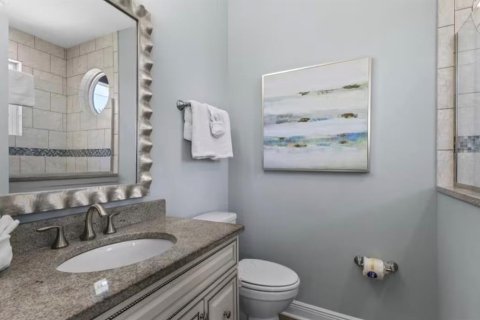 Casa en venta en Holmes Beach, Florida, 6 dormitorios, 227.89 m2 № 1909831 - foto 19