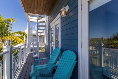 Casa en venta en Holmes Beach, Florida, 6 dormitorios, 227.89 m2 № 1909831 - foto 21