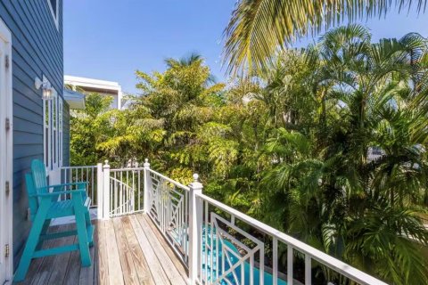 Casa en venta en Holmes Beach, Florida, 6 dormitorios, 227.89 m2 № 1909831 - foto 23