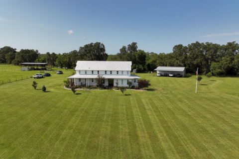 Casa en venta en Melrose, Florida, 4 dormitorios, 386.94 m2 № 769871 - foto 1