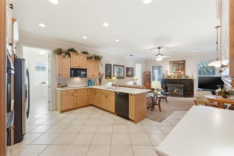 House in Winter Haven, Florida 4 bedrooms, 231.79 sq.m. № 2102678 - photo 18