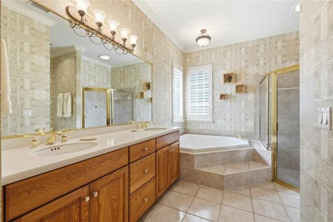 House in Winter Haven, Florida 4 bedrooms, 231.79 sq.m. № 2102678 - photo 29