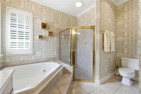 House in Winter Haven, Florida 4 bedrooms, 231.79 sq.m. № 2102678 - photo 30
