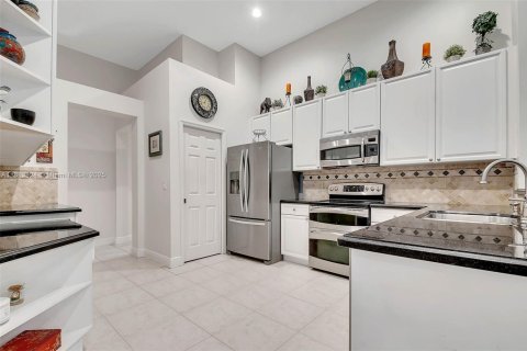 Casa en venta en Weston, Florida, 4 dormitorios, 257.99 m2 № 1761707 - foto 10