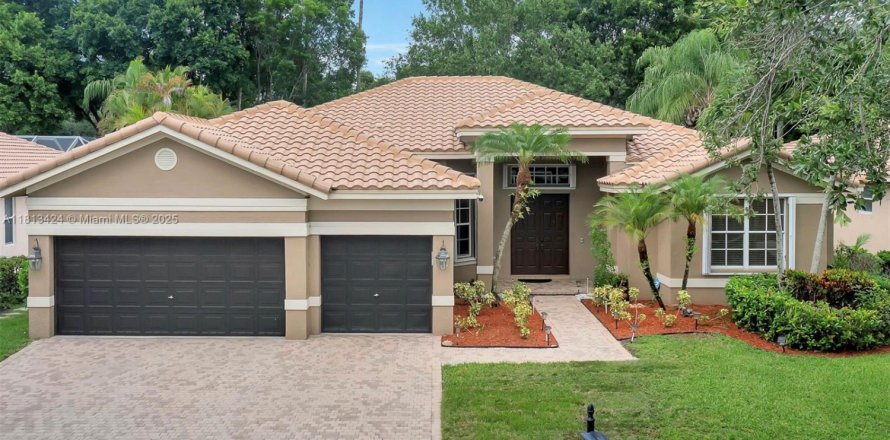 Casa en Weston, Florida 4 dormitorios, 257.99 m2 № 1761707