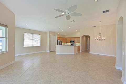 Condominio en alquiler en Bradenton, Florida, 3 dormitorios, 217.67 m2 № 1904468 - foto 19