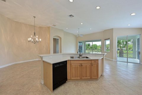 Condominio en alquiler en Bradenton, Florida, 3 dormitorios, 217.67 m2 № 1904468 - foto 9