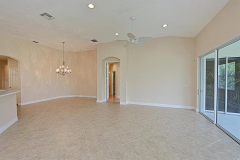Condominio en alquiler en Bradenton, Florida, 3 dormitorios, 217.67 m2 № 1904468 - foto 16