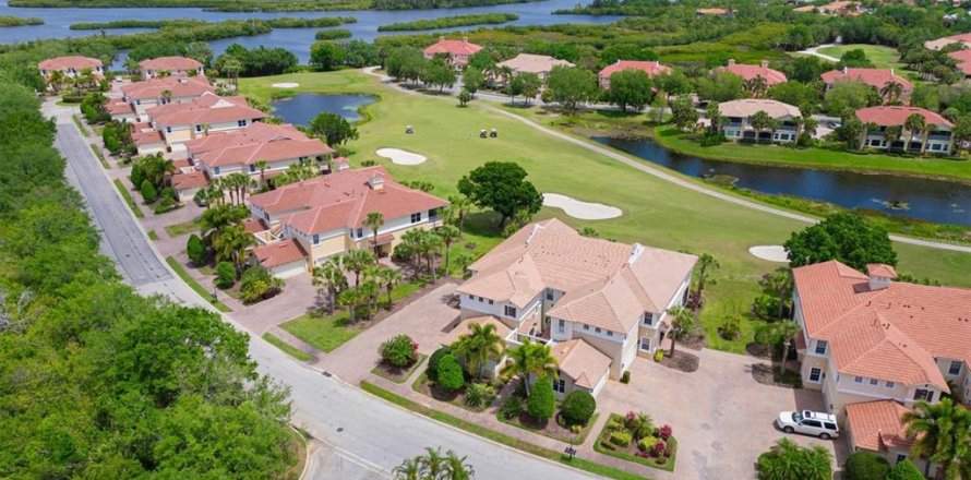 Condominio en Bradenton, Florida, 3 dormitorios № 1904468