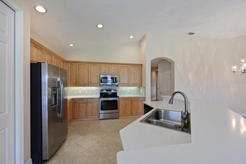 Condominio en alquiler en Bradenton, Florida, 3 dormitorios, 217.67 m2 № 1904468 - foto 7
