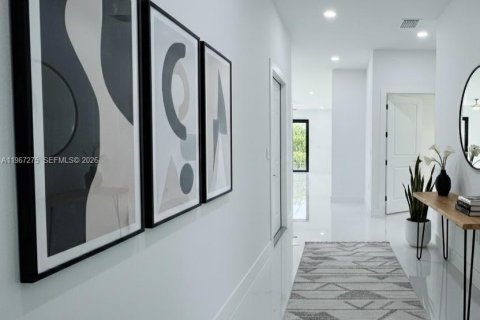 Купить виллу или дом в Лихай-Эйкерс, Флорида 3 спальни, № 2028498 - фото 3