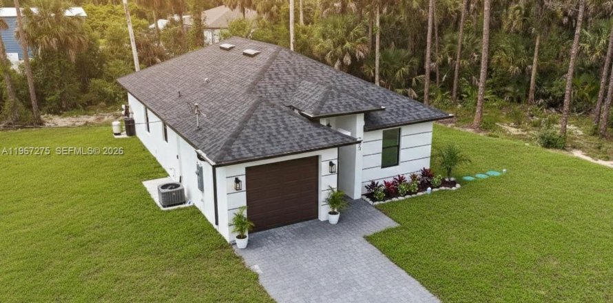 Дом в Лихай-Эйкерс, Флорида 3 спальни № 2028498