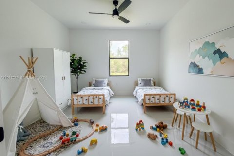 Купить виллу или дом в Лихай-Эйкерс, Флорида 3 спальни, № 2028498 - фото 6