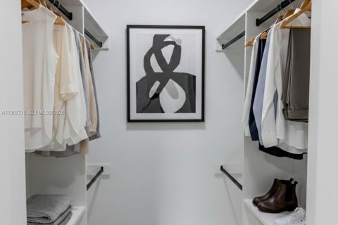 Купить виллу или дом в Лихай-Эйкерс, Флорида 3 спальни, № 2028498 - фото 5