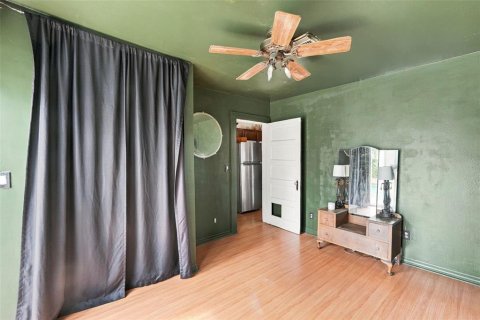Villa ou maison à vendre à Tampa, Floride: 2 chambres, 64.94 m2 № 2425305 - photo 12