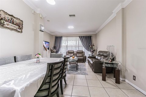 Touwnhouse à vendre à Dunedin, Floride: 2 chambres, 160.81 m2 № 2201036 - photo 10