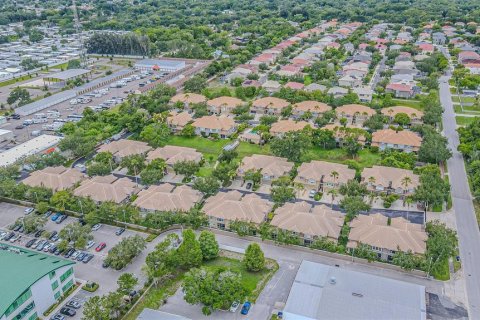 Touwnhouse à vendre à Dunedin, Floride: 2 chambres, 160.81 m2 № 2201036 - photo 8