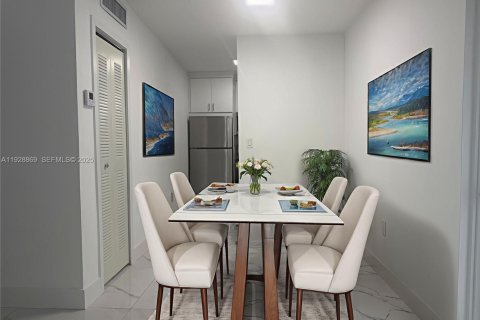 Appartement à louer à Miami, Floride: 2 chambres, 57.6 m2 № 1987426 - photo 9