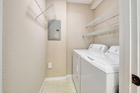 Condo in Delray Beach, Florida, 2 bedrooms № 2153734 - photo 12