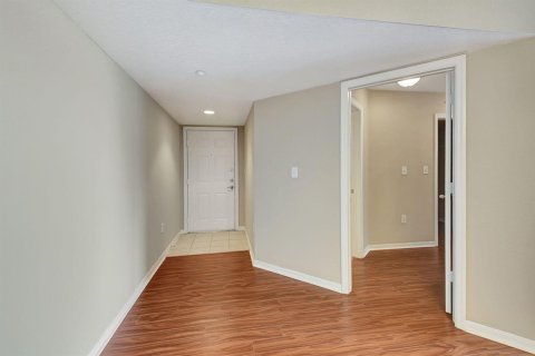 Condo in Delray Beach, Florida, 2 bedrooms № 2153734 - photo 2