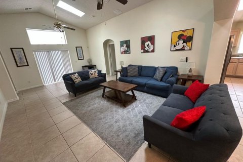 Villa ou maison à vendre à Kissimmee, Floride: 5 chambres, 198.44 m2 № 1795969 - photo 2
