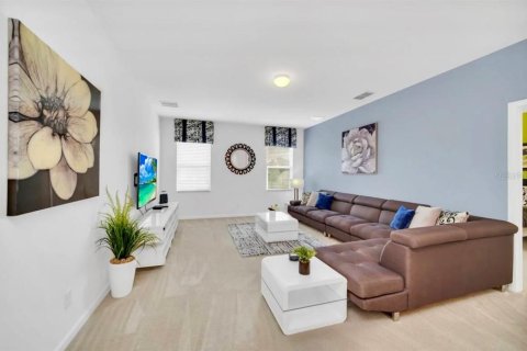 Casa en venta en Davenport, Florida, 6 dormitorios, 345.78 m2 № 1562650 - foto 22