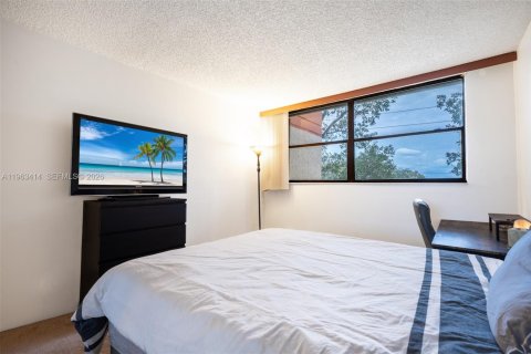 Купить кондоминиум в Уэстон, Флорида 2 спальни, 114.73м2, № 2028181 - фото 17