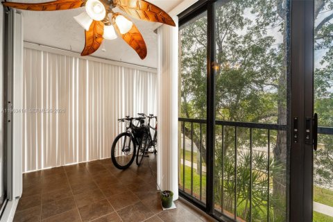 Купить кондоминиум в Уэстон, Флорида 2 спальни, 114.73м2, № 2028181 - фото 9