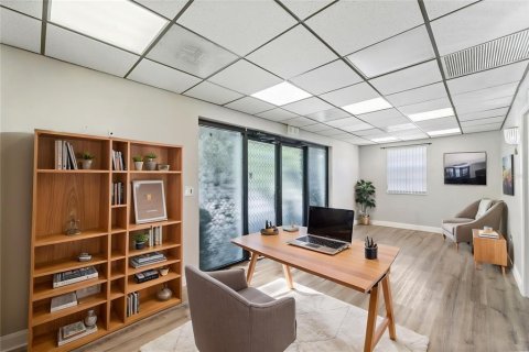 Immobilier commercial à vendre à Odessa, Floride: 527.22 m2 № 2425830 - photo 2