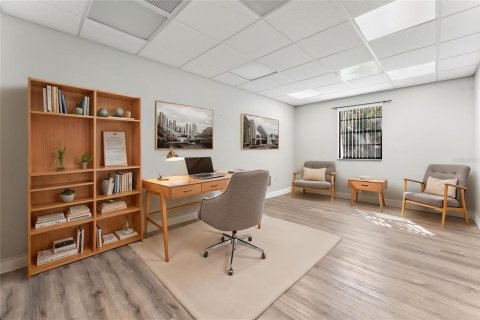 Immobilier commercial à vendre à Odessa, Floride: 527.22 m2 № 2425830 - photo 27