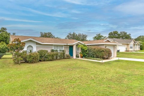 House in Dade City, Florida 3 bedrooms, 139.91 sq.m. № 1808946 - photo 2