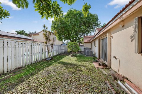 Купить виллу или дом в Санрайз, Флорида 3 спальни, 132.94м2, № 2002293 - фото 29