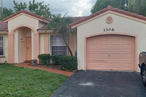 Дом в Санрайз, Флорида 3 спальни, 132.94м2 № 2002293