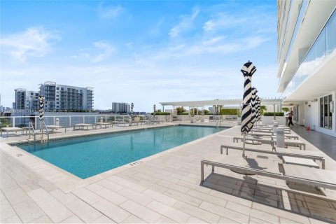 Condominio en venta en Miami, Florida, 1 dormitorio, 59.46 m2 № 1861592 - foto 15