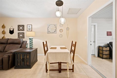 Villa ou maison à vendre à Ocala, Floride: 2 chambres, 127.09 m2 № 2150355 - photo 9