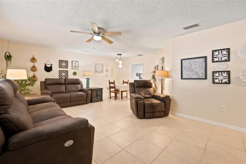 Villa ou maison à vendre à Ocala, Floride: 2 chambres, 127.09 m2 № 2150355 - photo 6