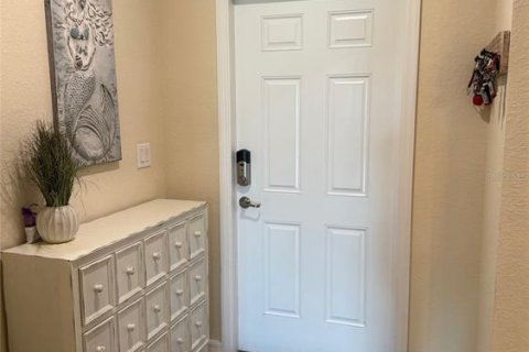 Condo in Bradenton, Florida, 2 bedrooms in LAKEWOOD NATIONAL  № 1911500 - photo 15