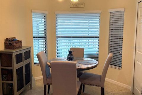 Condo in Bradenton, Florida, 2 bedrooms in LAKEWOOD NATIONAL  № 1911500 - photo 16