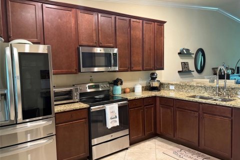 Condo in Bradenton, Florida, 2 bedrooms in LAKEWOOD NATIONAL  № 1911500 - photo 17
