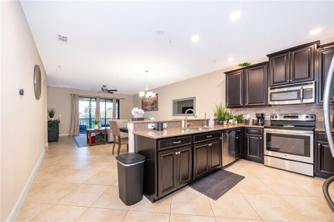 Copropriété à vendre à Four Corners, Floride: 3 chambres, 172.24 m2 № 2127782 - photo 15