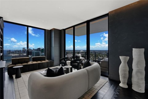 Condo in Miami, Florida, 4 bedrooms  № 1807804 - photo 25