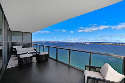 Condo in Miami, Florida, 4 bedrooms  № 1807804 - photo 2