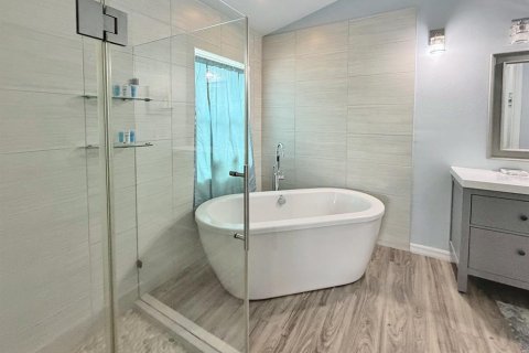 Villa ou maison à vendre à Kissimmee, Floride: 4 chambres, 169.27 m2 № 2413621 - photo 15