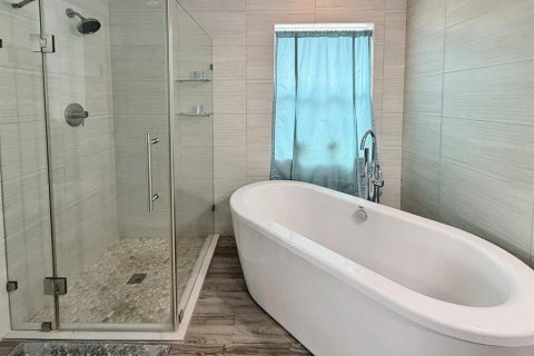 Villa ou maison à vendre à Kissimmee, Floride: 4 chambres, 169.27 m2 № 2413621 - photo 14