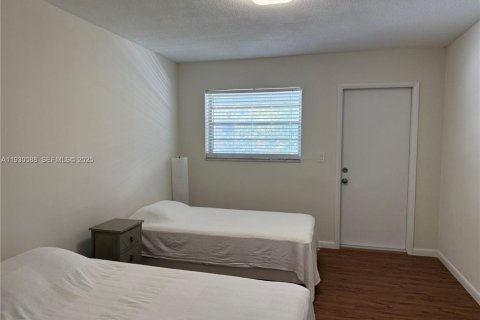 Купить кондоминиум в Холливуд, Флорида 1 спальня, 59.46м2, № 1989206 - фото 16