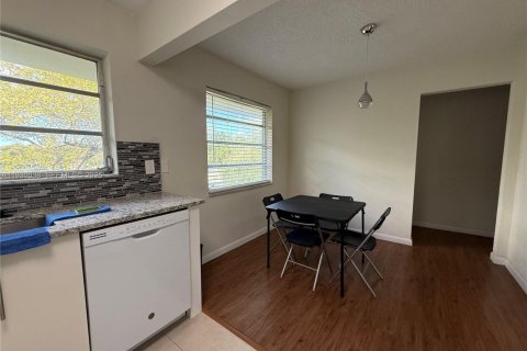 Купить кондоминиум в Холливуд, Флорида 1 спальня, 59.46м2, № 1989206 - фото 7