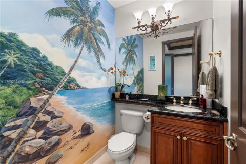 House in Davie, Florida 7 bedrooms, 418.62 sq.m. № 2046068 - photo 30